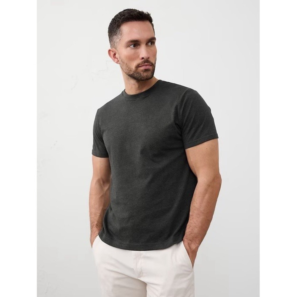 Banana Republic STANDARD-FIT PREMIUM‎ WASH CREW-NECK T-SHIRT NWT size M